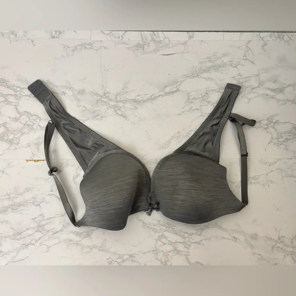 Secret Treasures Bra Gray Navy Blue Heather 36C Underwire Smooth Cup - Picture 1 of 3